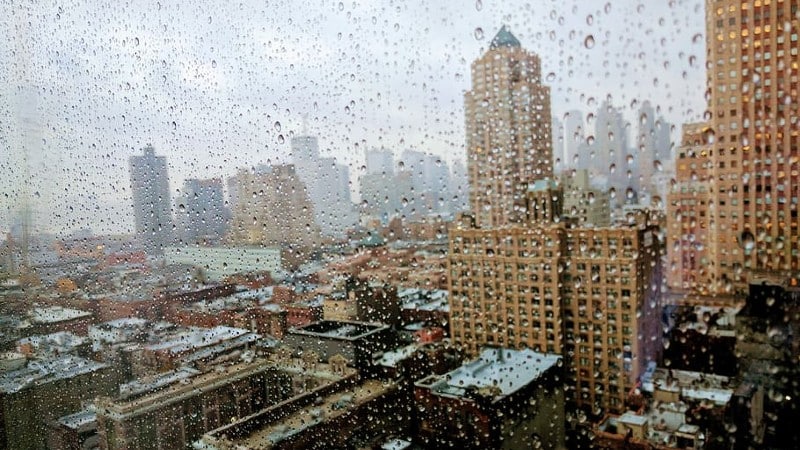 raining-and-buildings-3